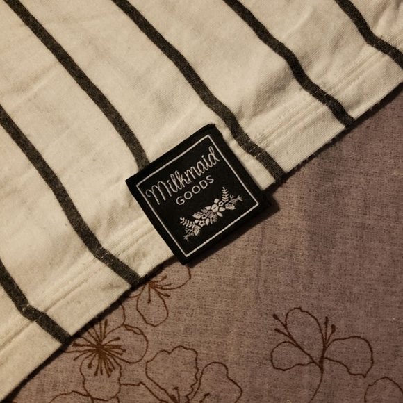 Milkmaid Goods Nursing Cover - Picture 2 of 2